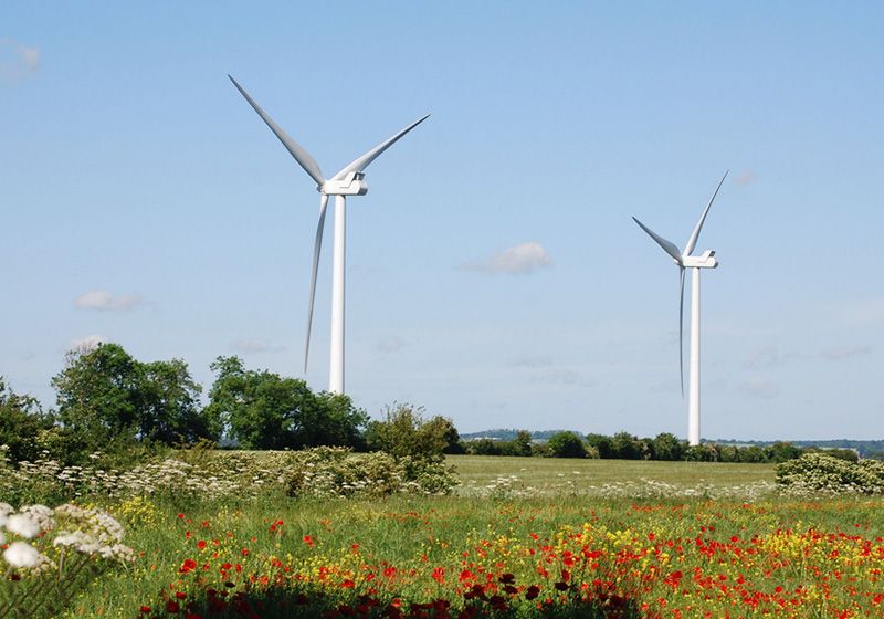 風(fēng)力發(fā)電機產(chǎn)生交流電還是直流電？